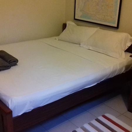 Marien Ngouabi Serviced T0 Chalet Maputo Extérieur photo